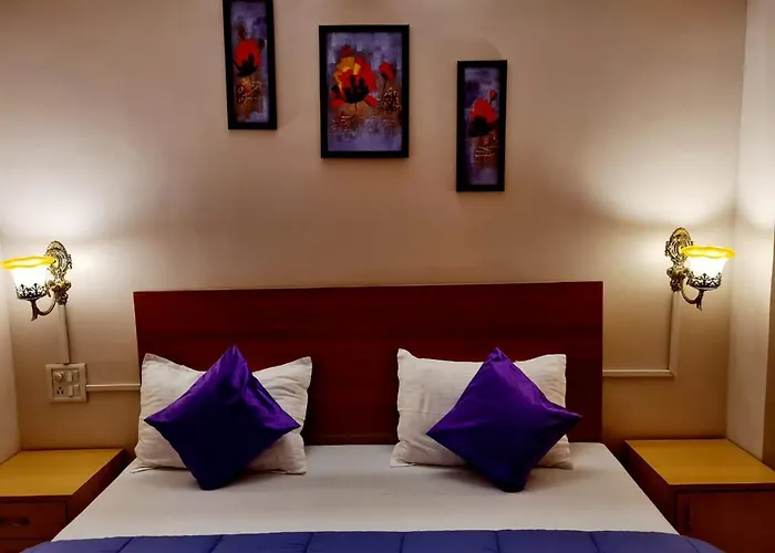 Nilgiri Villa With Swimming Pool