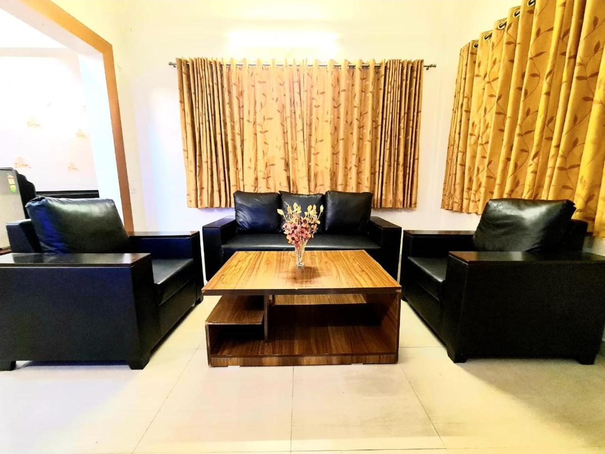 Nilgiri With Swimming Pool Villa